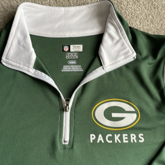 NFL Packer Apparel - Women’s Long sleeve - Picture 2 of 6